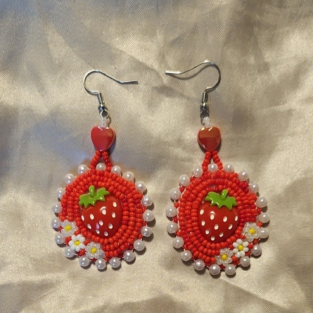 Strawberry Beaded Earrings - Red and White